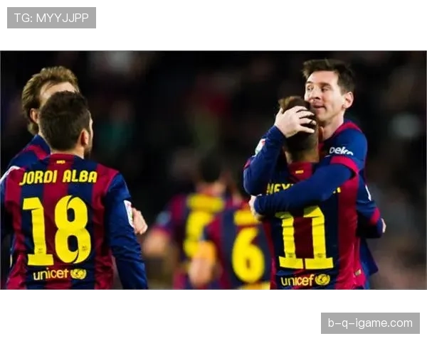 西甲激战皮斯胡安球场,球迷热情重燃 西甲激战皮斯胡安球场,球迷热情重燃