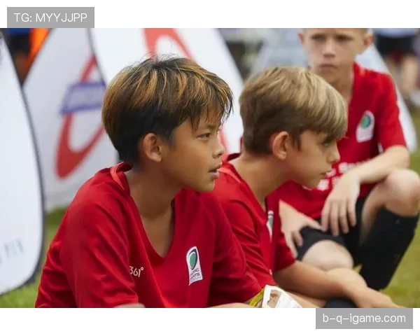 Osimhen童年足球梦想启蒙经历回顾