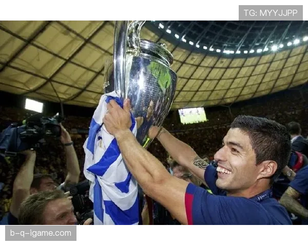 苏亚雷斯欧洲金靴与欧冠冠军的荣誉含金量解析 苏亚雷斯欧洲金靴与欧冠冠军的荣誉含金量解析